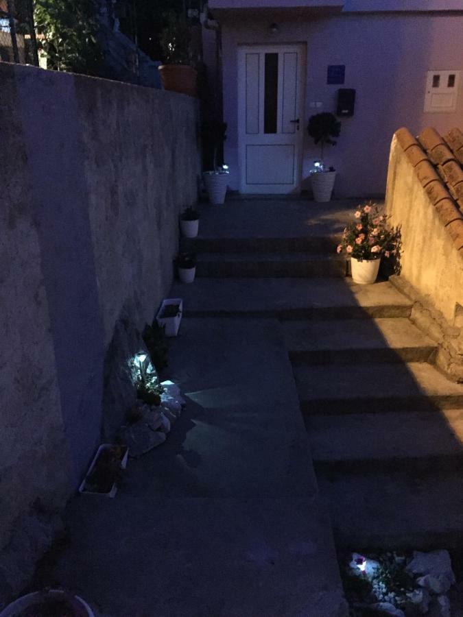 Apartment Lorena Σίμπενικ Εξωτερικό φωτογραφία