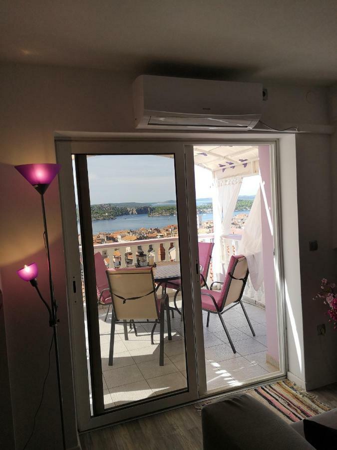Apartment Lorena Σίμπενικ Εξωτερικό φωτογραφία